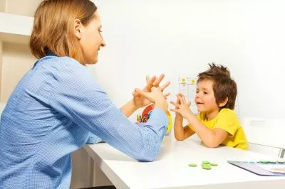 Вы узнали, что у ребенка аутизм: 8 советов родителям
